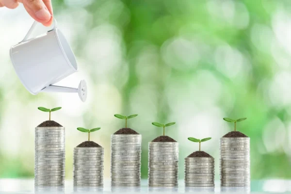 Fundo imobiliário multiestratégia paga dividendos de 1,14%